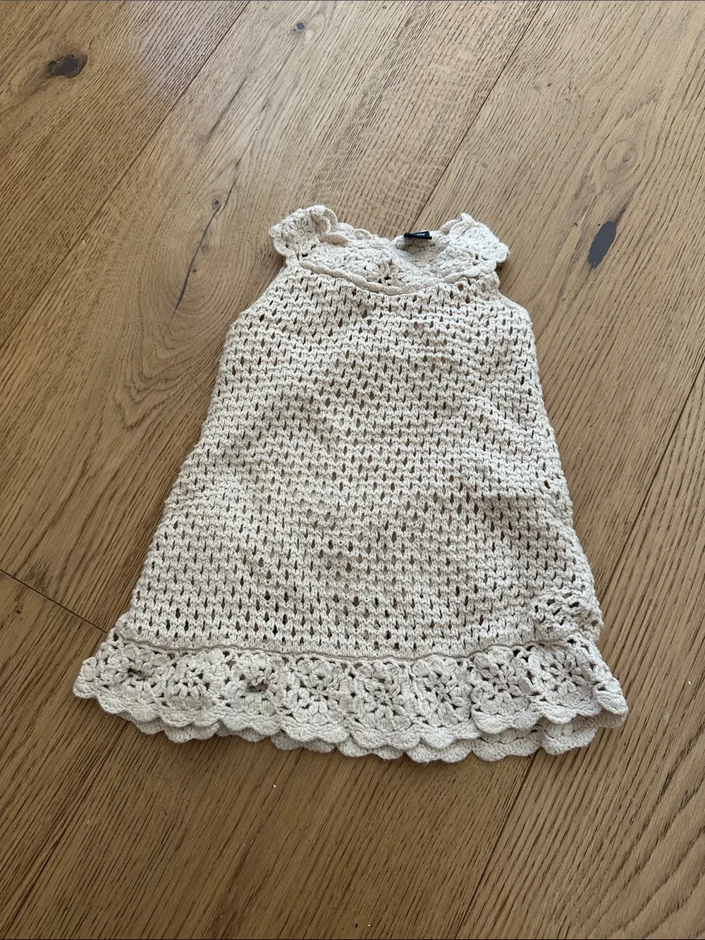GAP Cream Crochet Knit Dress with scalloped Hem 12/18m lined